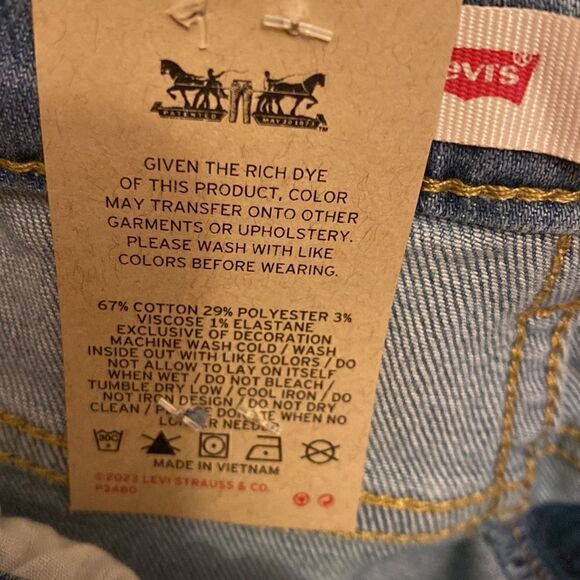 LEVI’S 720 HIGH RISE SUPER SKINNY MEDIUM WASH - Picture 6 of 9